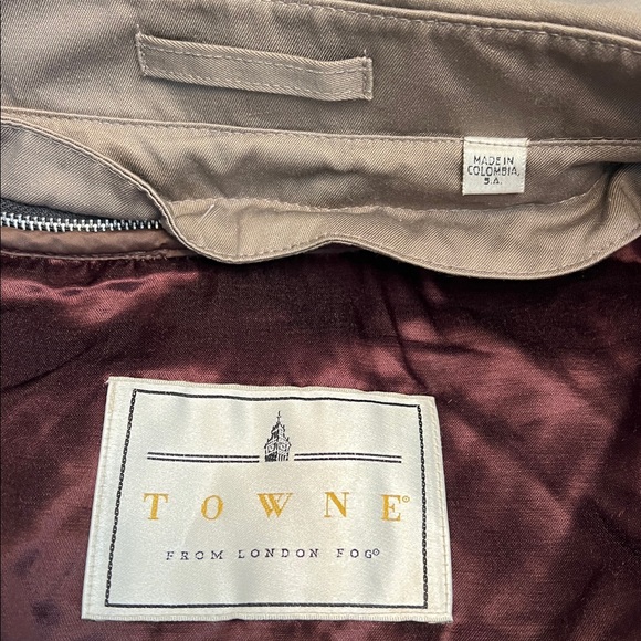 VINTAGE TOWNE LONDON FOG TRENCH WITH ZIP OUT LINING MENS 40 - Picture 7 of 16